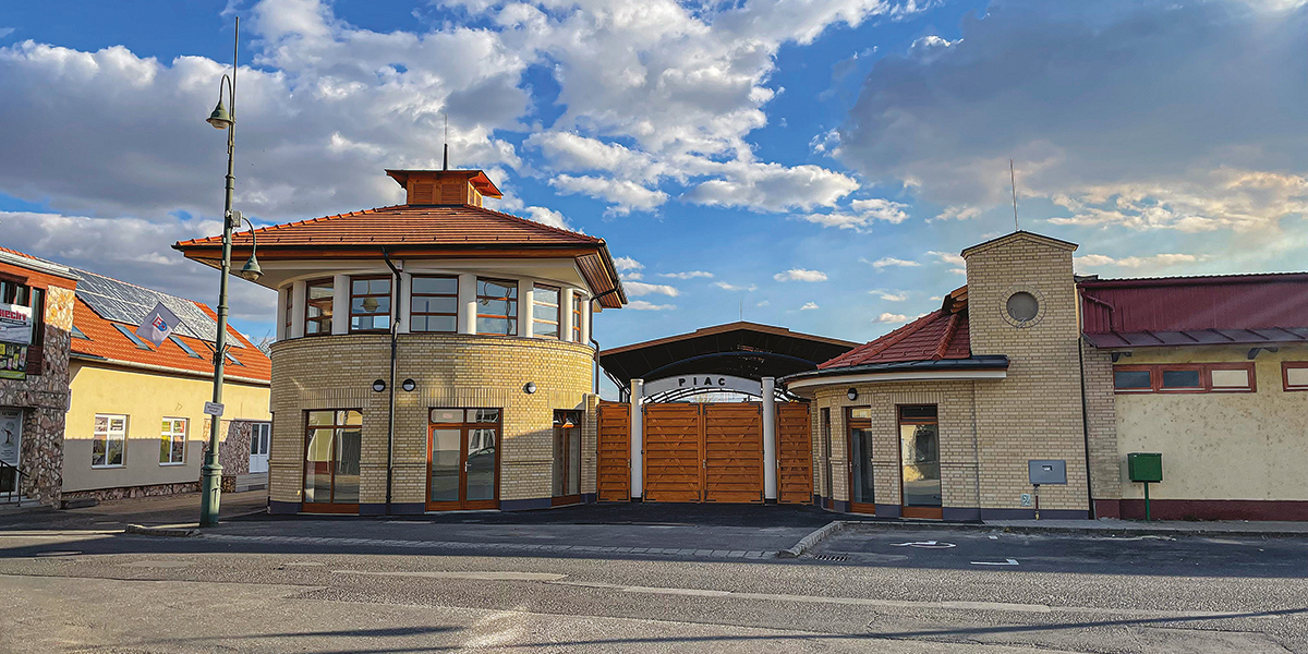 Megújult a piac
