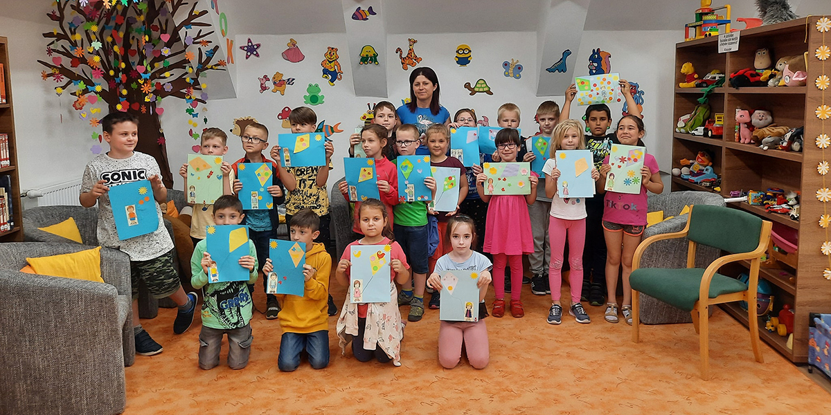 Bolyais elsősök a gyermekkönyvtárban